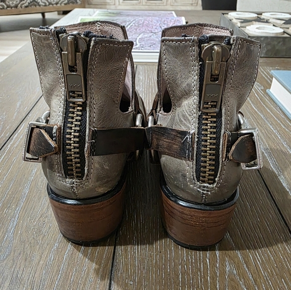 Freebird by Steve Truce, Women's Size 7 - Picture 4 of 10